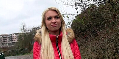 Public Agent Beautiful blonde fucks on backseat