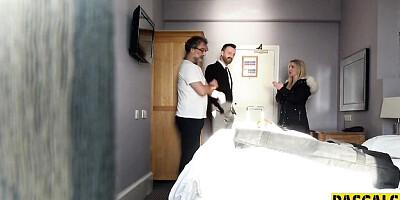 Georgie Lyall's masturbation video by Pascals Subsluts