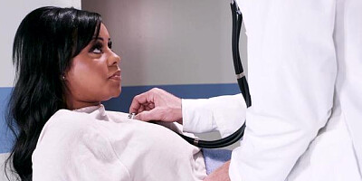 DoctorAdventures - Huge tits Mary Jean receives fingering