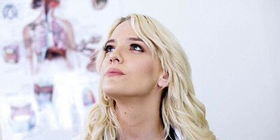 Lesbian video with so hot Kenna James and Kenzie Taylor from Mommy's Girl