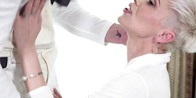 Mature NL featuring Kathy White's amateur dirt