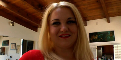 Chubby babe has a lot for admiring an to touch and feel up