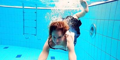 Underwater Show featuring tootsie's romantic sex