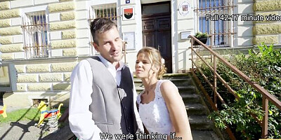 Sarah's cuckold watching trailer