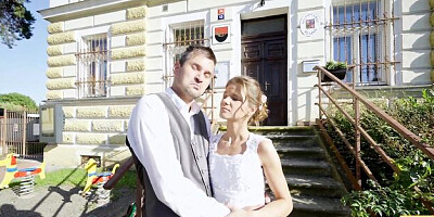 Sarah's cuckold watching trailer