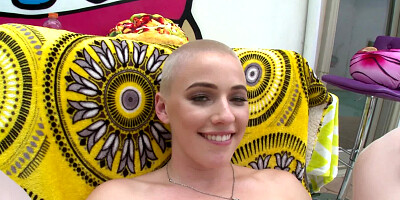 A short haired blonde chick is getting her wet pussy licked