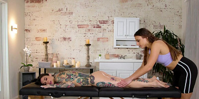 Woman gives massage but pornstar wants to fuck