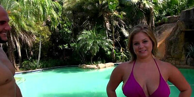 Big Naturals: Latina Ellie May bikini pussy fuck outdoors