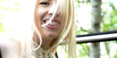 Mademoiselle's pick up video