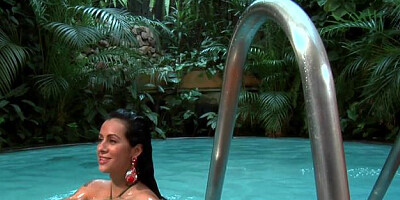 Pure 18: Cameltoe getting facial alongside Erica Fontes