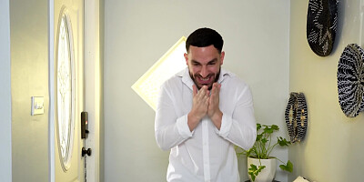 Girl in Hijab is showing some amazing blowjob skills