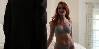 HotWifeXXX: Real sex alongside redhead Lacy Lennon