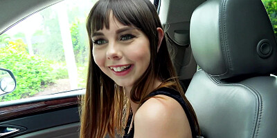Hitchhiking teen gladly gives up her pussy to the driver