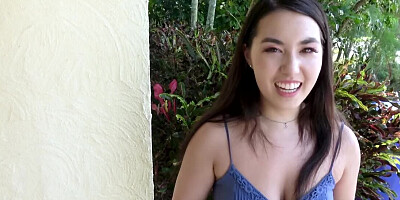 Pretty brunette Mina Moon sucks a dick on the street