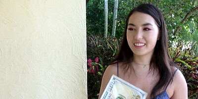 Pretty brunette Mina Moon sucks a dick on the street