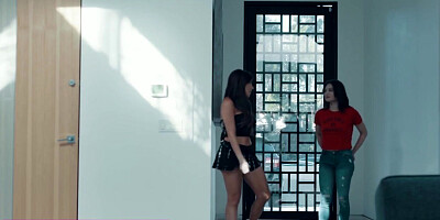 Liv Wild came into hands of pervert lesbian