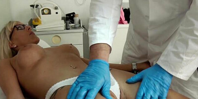 Wild Lana Vegas doctor bends over XXX