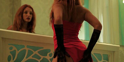 TLE featuring Michelle Hall's red lipstick scene