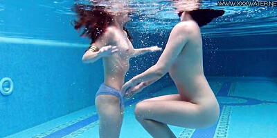 Underwater Show - underwater babes xxx