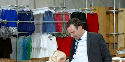 MILF likes boyfriend's idea to have the best outfit for hookup