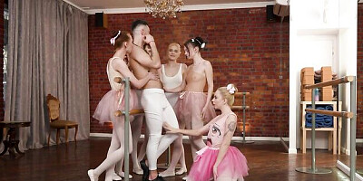 Caller Bow and Alexis Wilson are fucking with their lovely coach