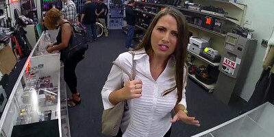 Pretty amateur sucks a big cock and gets hardcore banging at the pawnshop