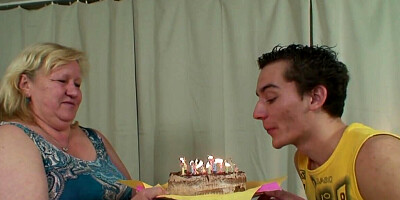 Skinny European dude is getting a blowjob from a GILF