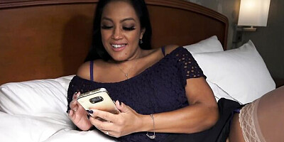 Extraordinary Maxine X at squirting movie