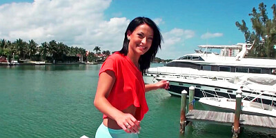 Naughty Kelly Diamond XXX is making her 1st ever anal video