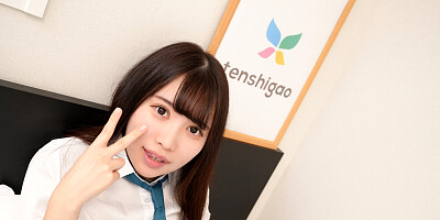 Asian schoolgirl pulls panties aside to be fingered