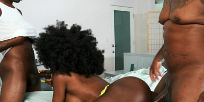 Day With a Pornstar: Squirt accompanied by bald Ebony Mystique