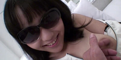 Amateur Japanese MILF with sunglasses nicely drilled by partner