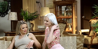 Juicy blondes Shalina Devine &amp, Zazie Skymm in lesbian video