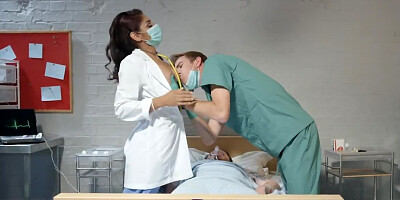 Lustful doctor and nurse forget about all rules and have sex