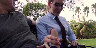 Adorable hipster lass wants to fuck hard in the park