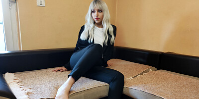 Naughty blonde gets naked and plays with her pussy on the floor