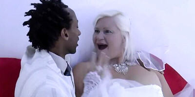 Alluring hoochie - hd video - Granny Loves Black