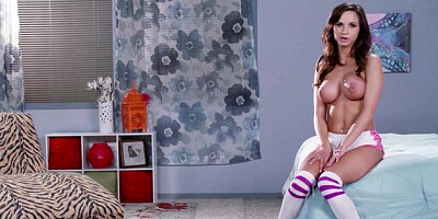 Brazzers: Ashley Sinclair in gonzo fetish face fucking