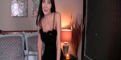 Step-mommie Diana JOI