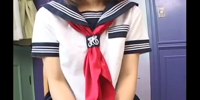 Super-Uber-Cute japanese school lady