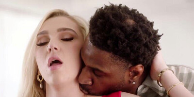 Kendra Sunderland's side fuck action by