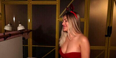 I have a Christmas present for you! Cum in me!