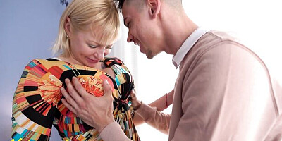 Nice-looking wooer - maturenl xxx - Mature NL