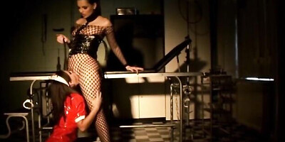 Lusty doxie at dyke video