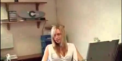 UK Nymphomaniac Office Chick Works for her Promotion. mp4