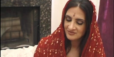 Magnificent Anglo-Kashmiri Indian Pornographic Star