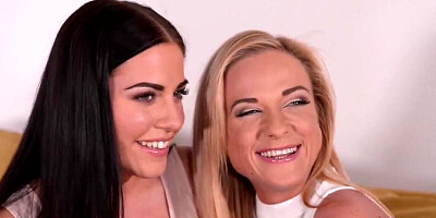 Eveline Dellai has a foursome with Lola N and Vinna Reed