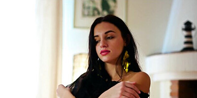 Delicate Sultana's pussy fingering porn