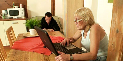 Floozy's girlfriends mother scene