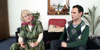 Granny Bet featuring dona's reality sex
